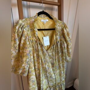 NWT Moodie Yellow Floral Summer Dress
